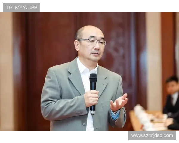 专访王磊揭秘DOTA2成功背后的策略与团队协作秘诀