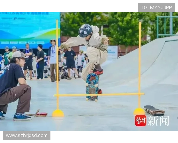 南京滑板队在世界攀岩锦标赛中以51分稳居积分榜首位