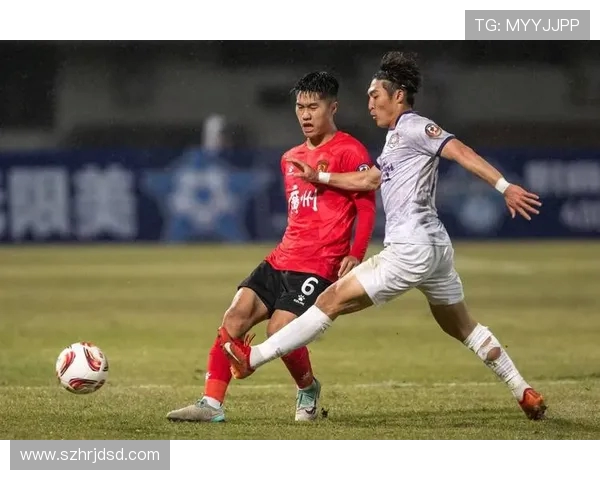 广州足球队在冠军赛中的默契配合与战术执行分析