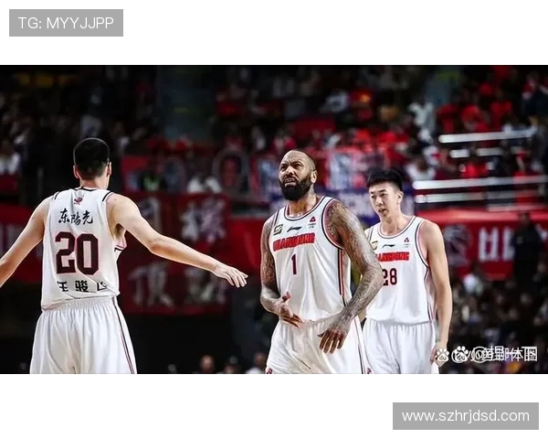 CBA精彩对决回放广东队与上海队全场比赛精彩瞬间回顾