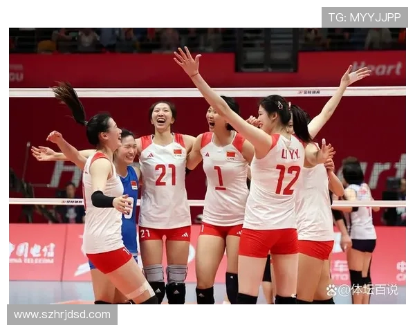 女排联赛激战正酣辽宁队对决福建队争夺胜利荣耀