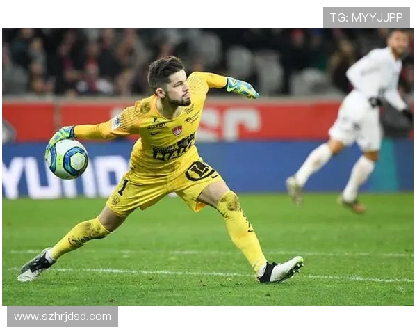 布雷斯特与朗斯激战正酣比分揭晓精彩瞬间回顾 布雷斯特与朗斯激战正酣比分揭晓精彩瞬间回顾