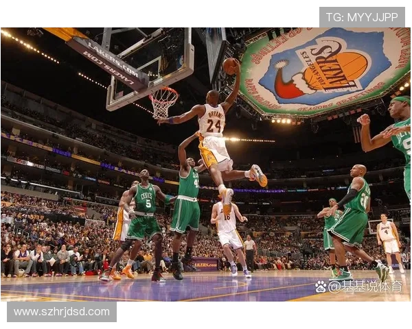 詹姆斯再现神勇砍下40分10篮板7助攻湖人加时战胜勇士成功晋级季后赛