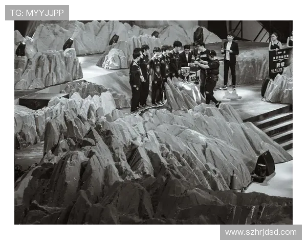 FPX在Major赛中的节奏掌控与表现分析探讨